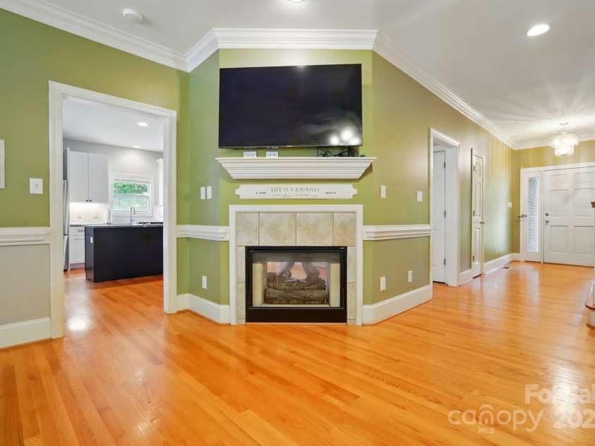 7725 Whitmire Lane, Mint Hill, NC 28227.  MLS# CAR4265038, YatesRealty ID 16623. Fireplace