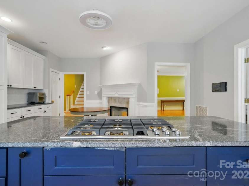 7725 Whitmire Lane, Mint Hill, NC 28227.  MLS# CAR4265038, YatesRealty ID 16623. Kitchen Island View
