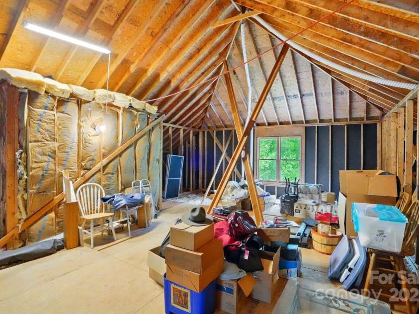 7725 Whitmire Lane, Mint Hill, NC 28227.  MLS# CAR4265038, YatesRealty ID 16623. Walk-in Attic