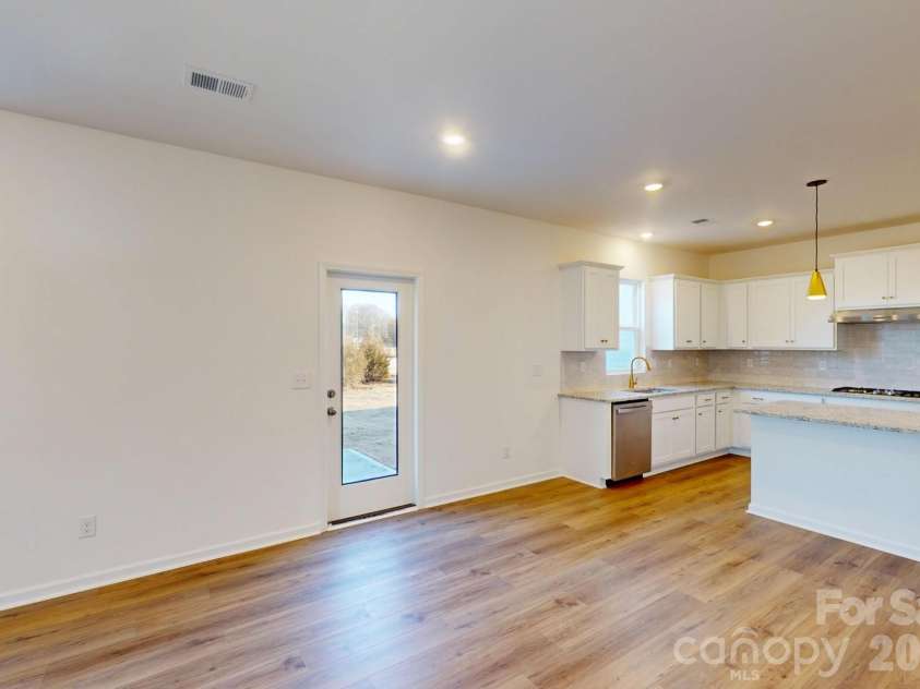 1330 Fremont Drive, Wingate, NC 28174.  MLS# CAR4330111, YatesRealty ID 16624. Breakfast area
