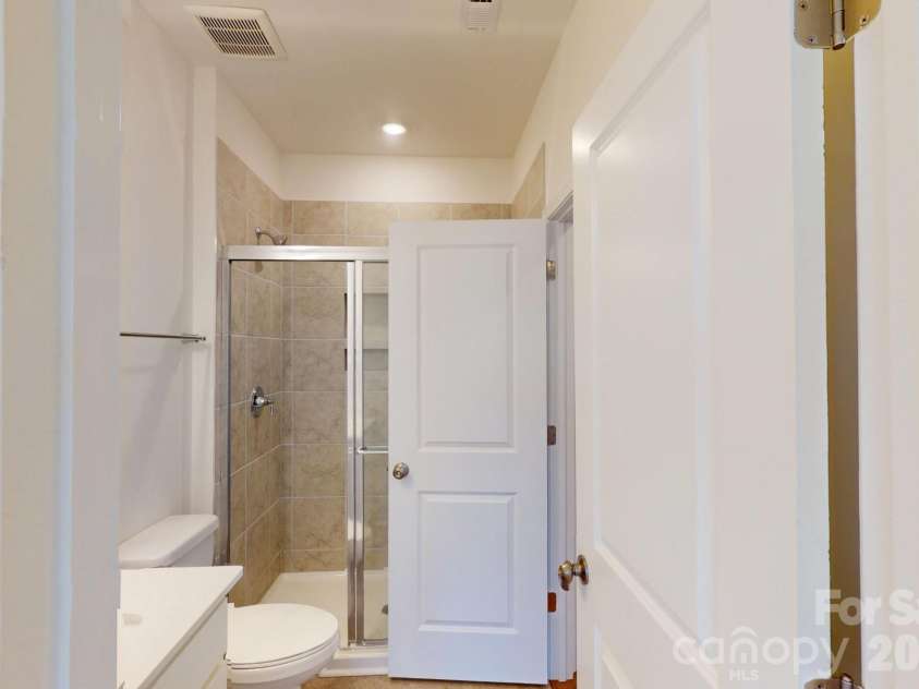 1330 Fremont Drive, Wingate, NC 28174.  MLS# CAR4330111, YatesRealty ID 16624. First floor bathroom