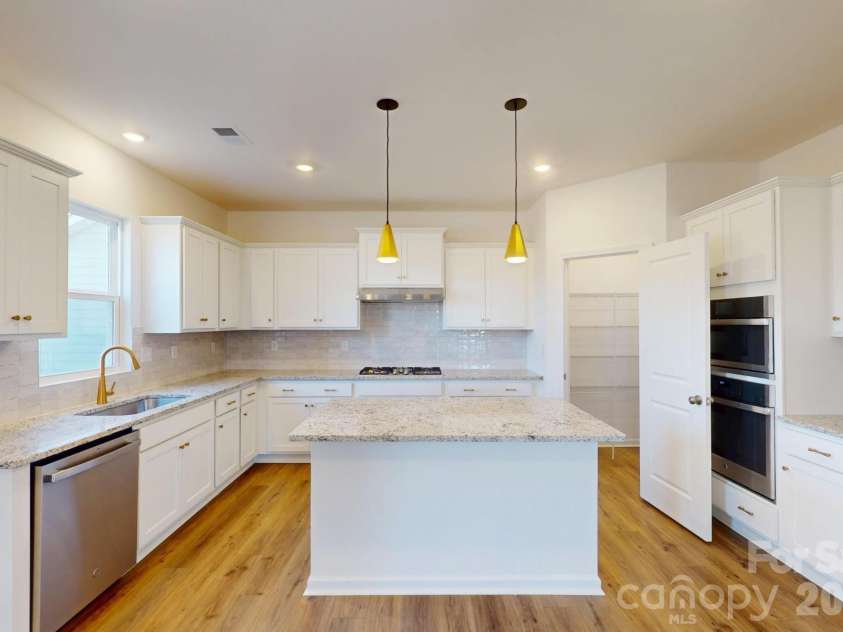 1330 Fremont Drive, Wingate, NC 28174.  MLS# CAR4330111, YatesRealty ID 16624. Kitchen