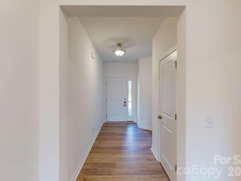 1334 Fremont Drive, Wingate, NC 28174.  MLS# CAR4337630, YatesRealty ID 16625. Foyer