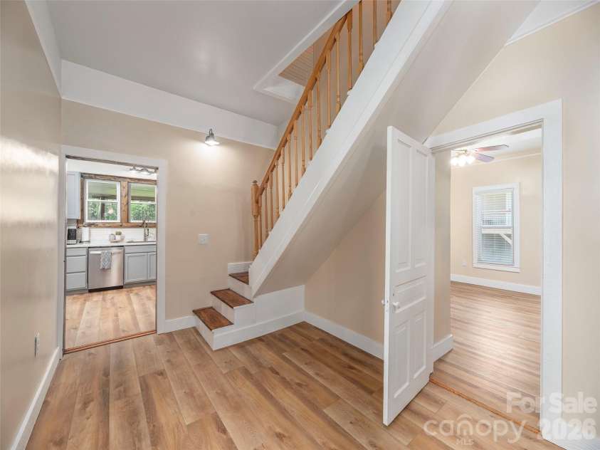 274 Charles Street, Clyde, NC 28721.  MLS# CAR4376057, YatesRealty ID 16626. 