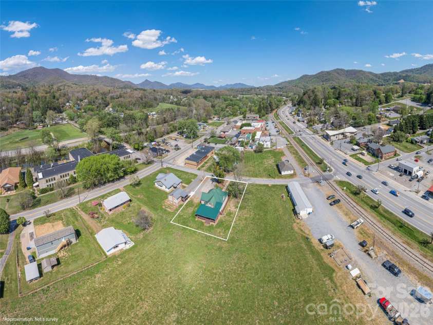 274 Charles Street, Clyde, NC 28721.  MLS# CAR4376057, YatesRealty ID 16626. 