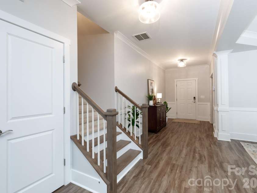 2172 Bluebell Way, Tega Cay, SC 29708.  MLS# CAR4354696, YatesRealty ID 16628. 