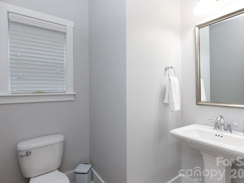 2172 Bluebell Way, Tega Cay, SC 29708.  MLS# CAR4354696, YatesRealty ID 16628. Powder room