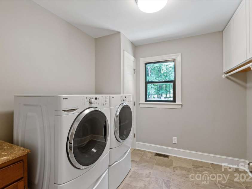 516 Amanda Drive, Weddington, NC 28104.  MLS# CAR4262831, YatesRealty ID 16628. 