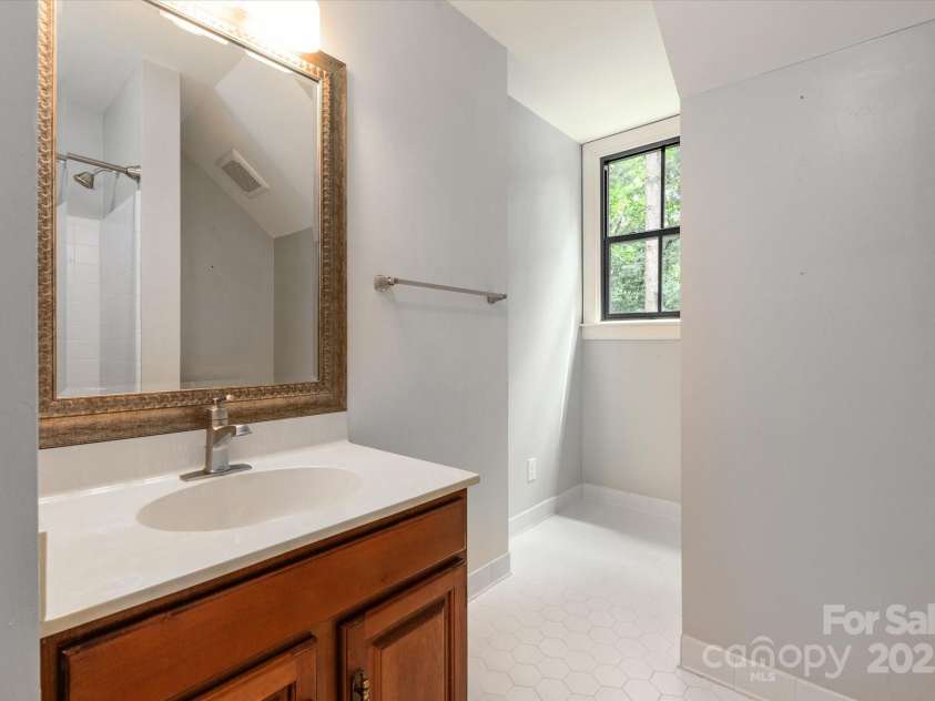 516 Amanda Drive, Weddington, NC 28104.  MLS# CAR4262831, YatesRealty ID 16628. 