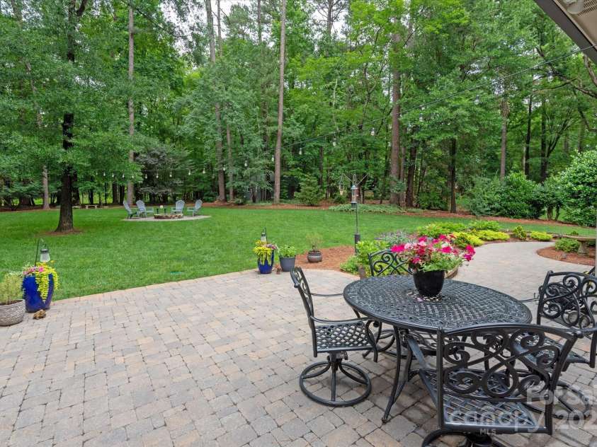 516 Amanda Drive, Weddington, NC 28104.  MLS# CAR4262831, YatesRealty ID 16628. 