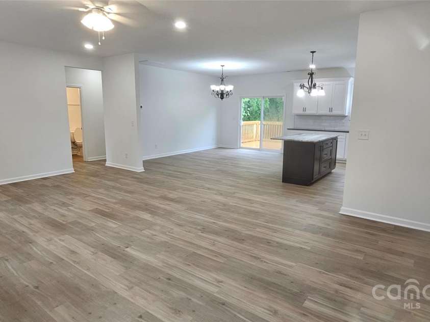 536 Robinhood Road, Maiden, NC 28650.  MLS# CAR4198917, YatesRealty ID 16629. 