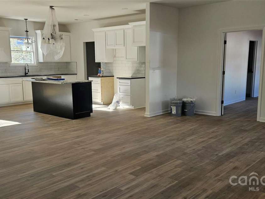 536 Robinhood Road, Maiden, NC 28650.  MLS# CAR4198917, YatesRealty ID 16629. 