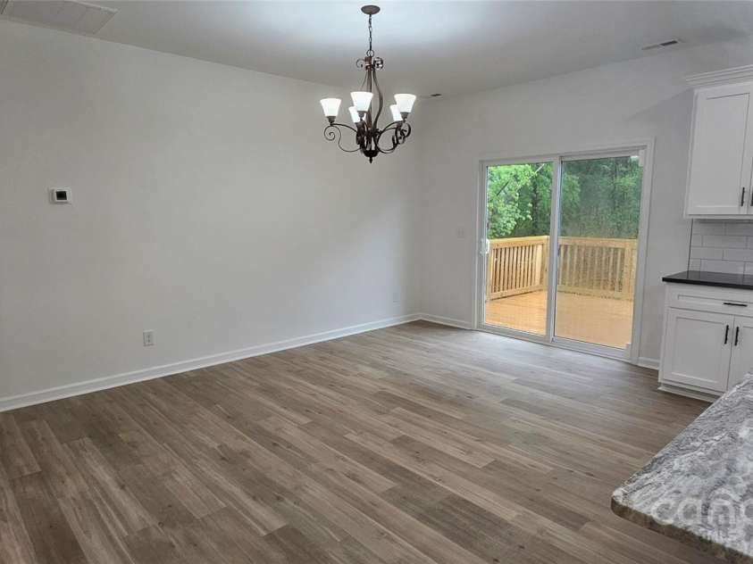 536 Robinhood Road, Maiden, NC 28650.  MLS# CAR4198917, YatesRealty ID 16629. 