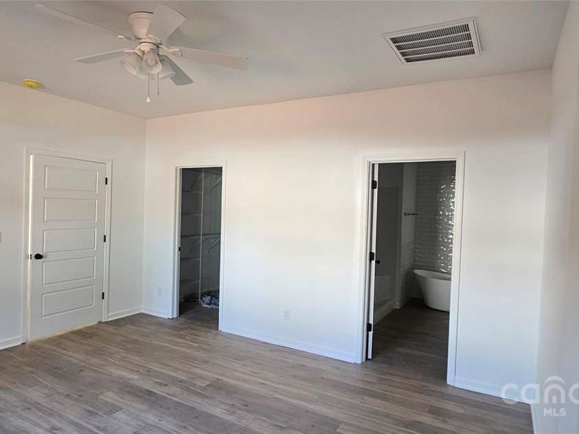 536 Robinhood Road, Maiden, NC 28650.  MLS# CAR4198917, YatesRealty ID 16629. 