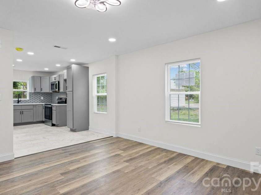 102 Carolina Avenue, Bessemer City, NC 28016.  MLS# CAR4366712, YatesRealty ID 16630. 