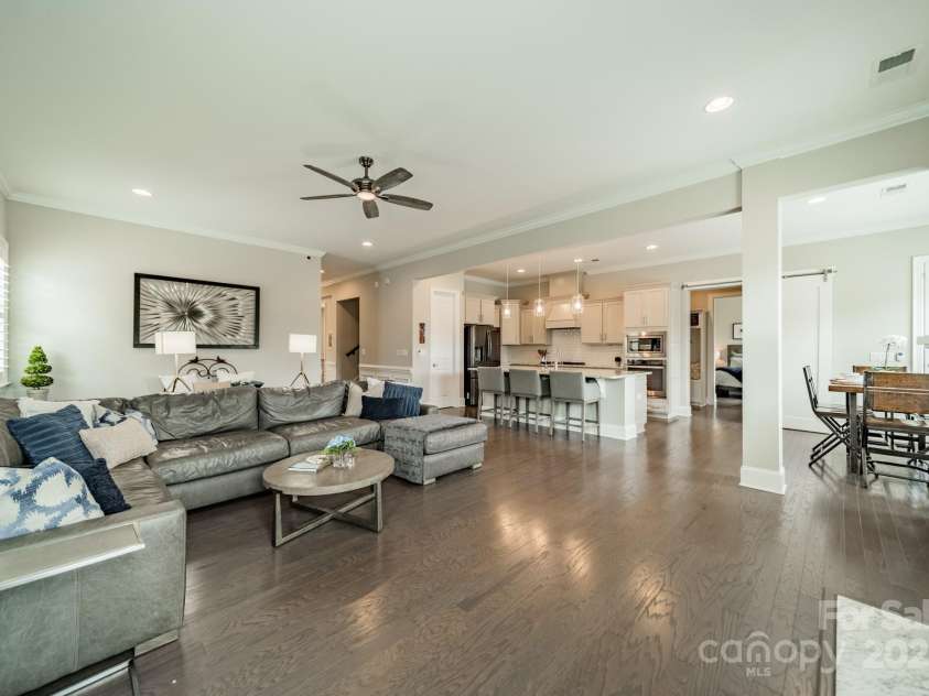 515 Lizzie Lane, Fort Mill, SC 29708.  MLS# CAR4260280, YatesRealty ID 16631. 
