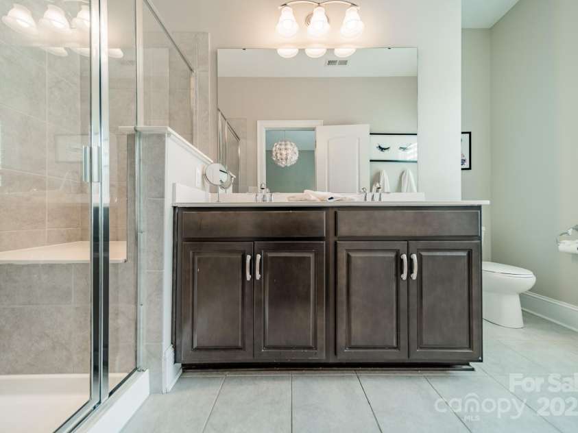 515 Lizzie Lane, Fort Mill, SC 29708.  MLS# CAR4260280, YatesRealty ID 16631. 
