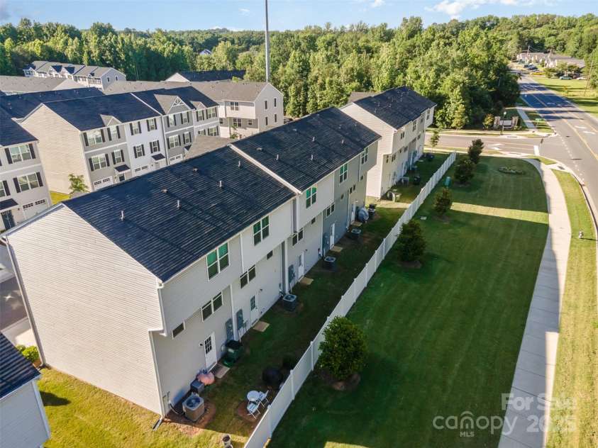 2037 Langer Street, Charlotte, NC 28214.  MLS# CAR4260659, YatesRealty ID 16632. 