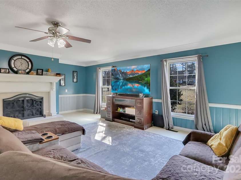 171 Carver Lane, Forest City, NC 28043.  MLS# CAR4215333, YatesRealty ID 16633. 