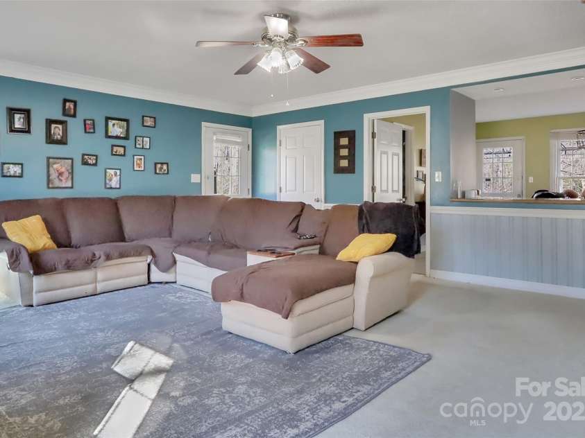 171 Carver Lane, Forest City, NC 28043.  MLS# CAR4215333, YatesRealty ID 16633. 