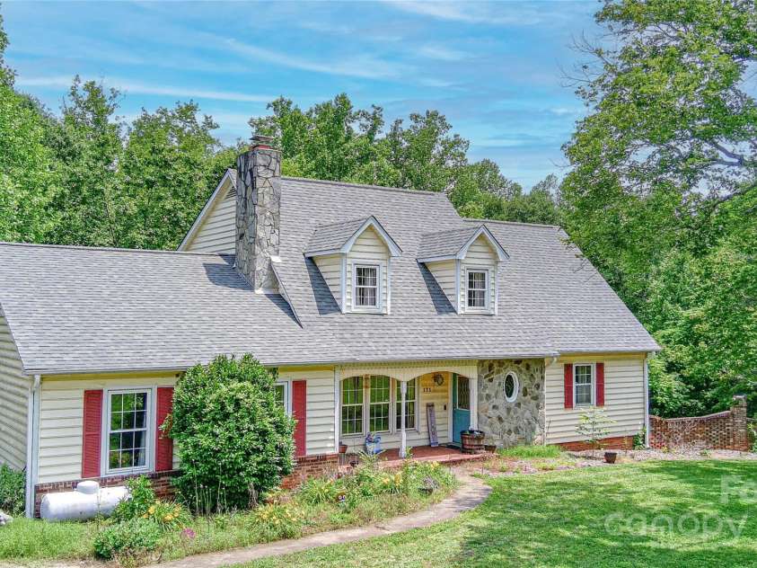 171 Carver Lane, Forest City, NC 28043.  MLS# CAR4215333, YatesRealty ID 16633. 