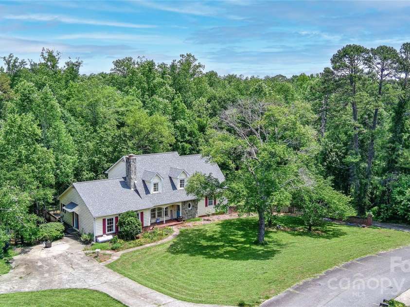 171 Carver Lane, Forest City, NC 28043.  MLS# CAR4215333, YatesRealty ID 16633. 