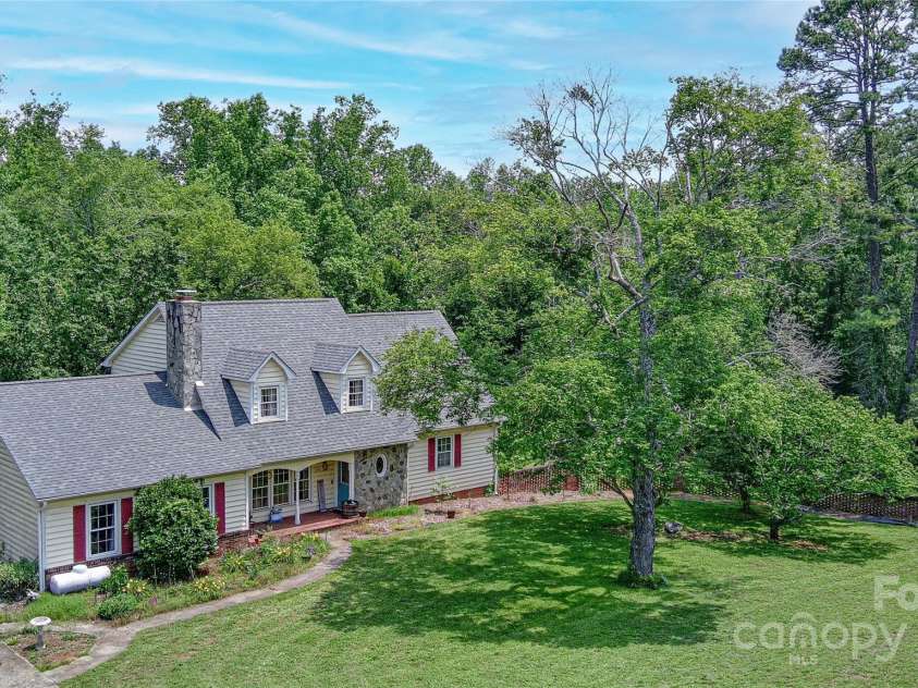 171 Carver Lane, Forest City, NC 28043.  MLS# CAR4215333, YatesRealty ID 16633. 