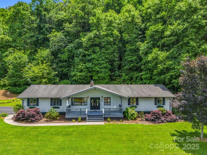 24 Middlemount Drive, Pisgah Forest, NC 28768.  MLS# CAR4245556, YatesRealty ID 16634. One level living close to Brevard and Pisgah Forest