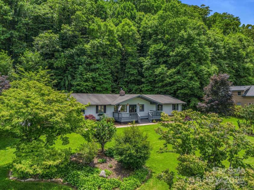 24 Middlemount Road, Pisgah Forest, NC 28768.  MLS# CAR4245556, YatesRealty ID 16634. 