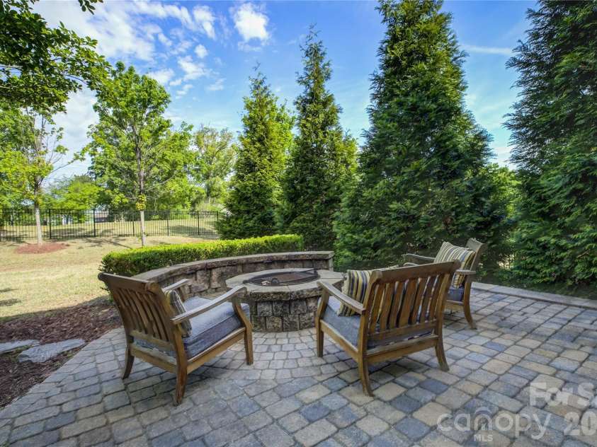295 Helton Lane, Fort Mill, SC 29708.  MLS# CAR4370897, YatesRealty ID 16634. Fantastic private back yard