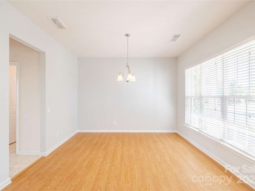 2802 Azalea Hills Drive, Charlotte, NC 28262.  MLS# CAR4257727, YatesRealty ID 16635. 