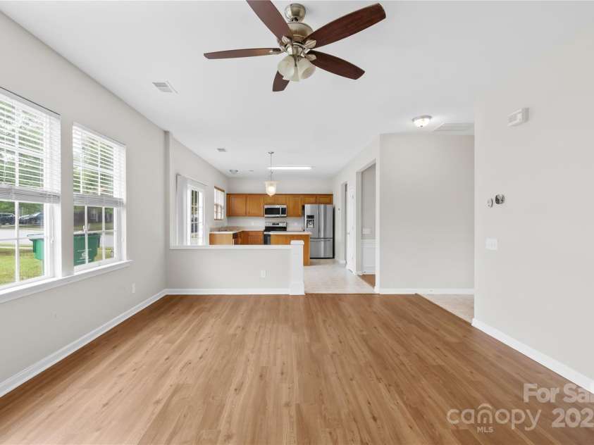 2802 Azalea Hills Drive, Charlotte, NC 28262.  MLS# CAR4257727, YatesRealty ID 16635. 