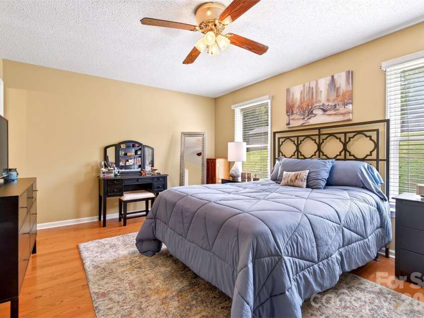 54 Deer Run Drive, Marion, NC 28752.  MLS# CAR4366901, YatesRealty ID 16636. Roomy primary bedroom