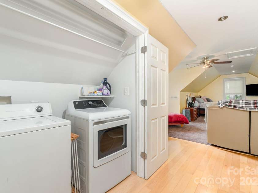 7525 Windy Pine Circle, Denver, NC 28037.  MLS# CAR4250896, YatesRealty ID 16636. 