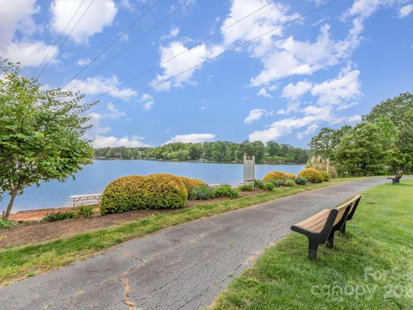 7525 Windy Pine Circle, Denver, NC 28037.  MLS# CAR4250896, YatesRealty ID 16636. 