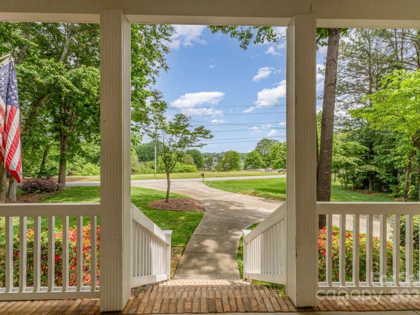 7525 Windy Pine Circle, Denver, NC 28037.  MLS# CAR4250896, YatesRealty ID 16636. Beautiful lake view