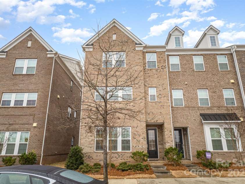 11679 Red Rust Lane, Charlotte, NC 28277.  MLS# CAR4235593, YatesRealty ID 16638. 
