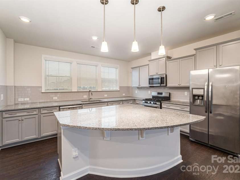 11679 Red Rust Lane, Charlotte, NC 28277.  MLS# CAR4235593, YatesRealty ID 16638. 