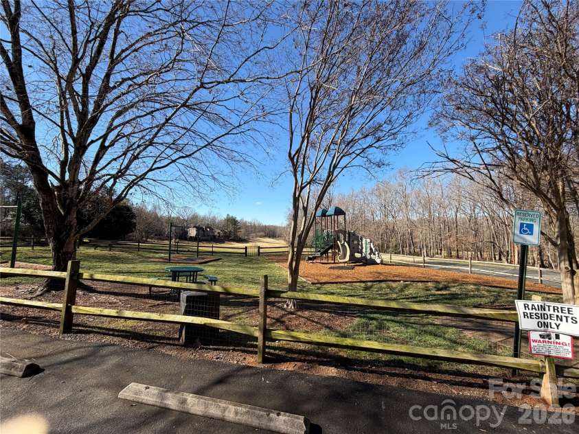 4104 Course Drive, Charlotte, NC 28277.  MLS# CAR4346795, YatesRealty ID 16638. 