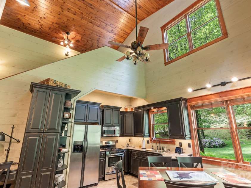 1283 Leafstone Circle, Sylva, NC 28779.  MLS# CAR4305776, YatesRealty ID 16639. 