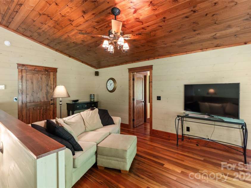 1283 Leafstone Circle, Sylva, NC 28779.  MLS# CAR4305776, YatesRealty ID 16639. 