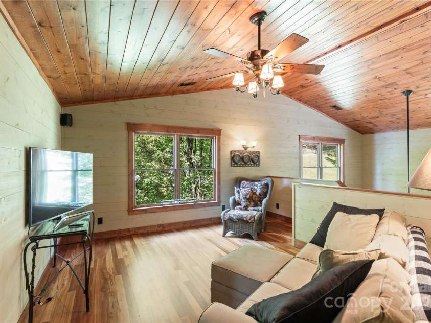 1283 Leafstone Circle, Sylva, NC 28779.  MLS# CAR4305776, YatesRealty ID 16639. 