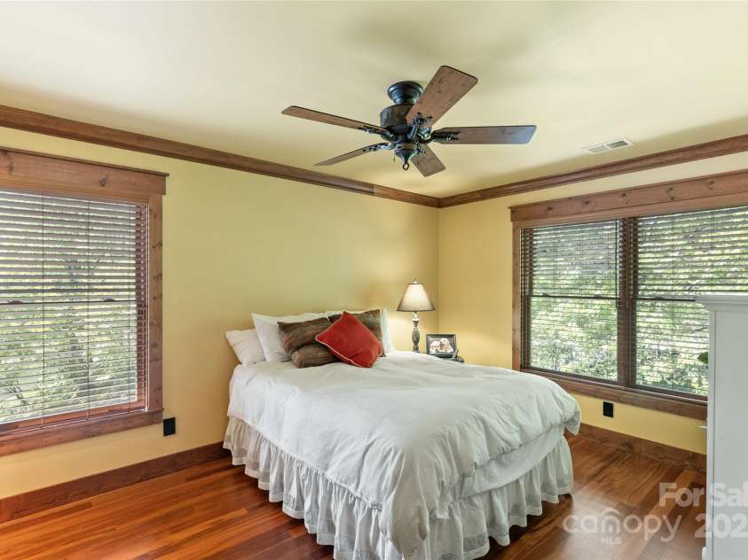 1283 Leafstone Circle, Sylva, NC 28779.  MLS# CAR4305776, YatesRealty ID 16639. 