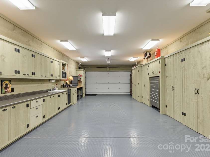 1283 Leafstone Circle, Sylva, NC 28779.  MLS# CAR4305776, YatesRealty ID 16639. 