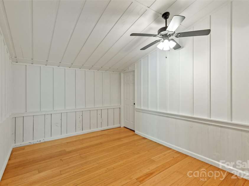 1283 Leafstone Circle, Sylva, NC 28779.  MLS# CAR4305776, YatesRealty ID 16639. 