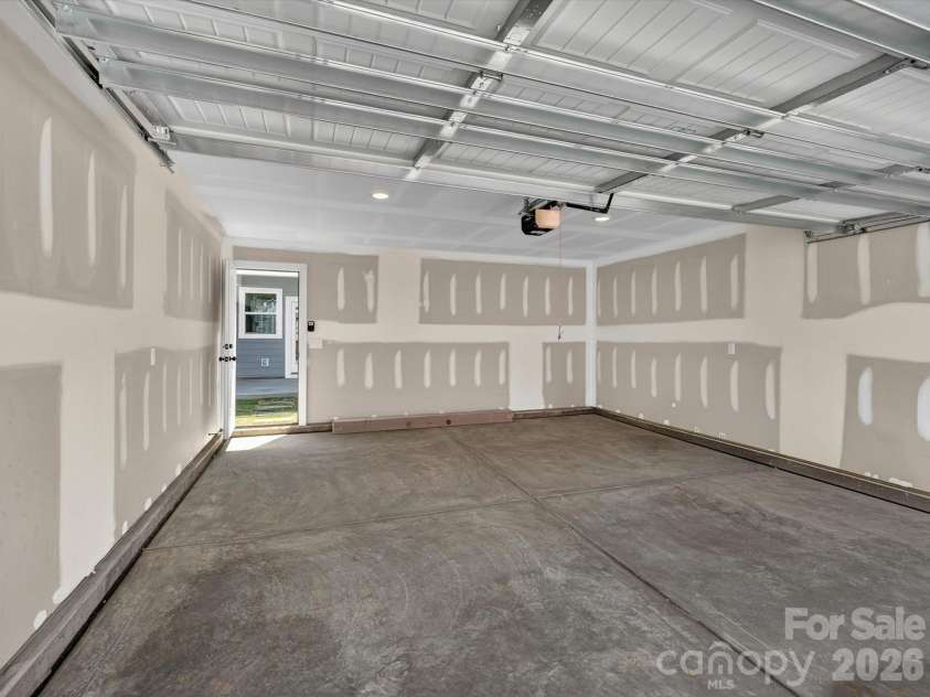 11429 Prosperity Church Road, Huntersville, NC 28078.  MLS# CAR4344246, YatesRealty ID 1664. 