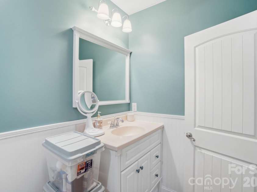 186 Hazelton Loop, Mooresville, NC 28117.  MLS# CAR4354931, YatesRealty ID 16640. 