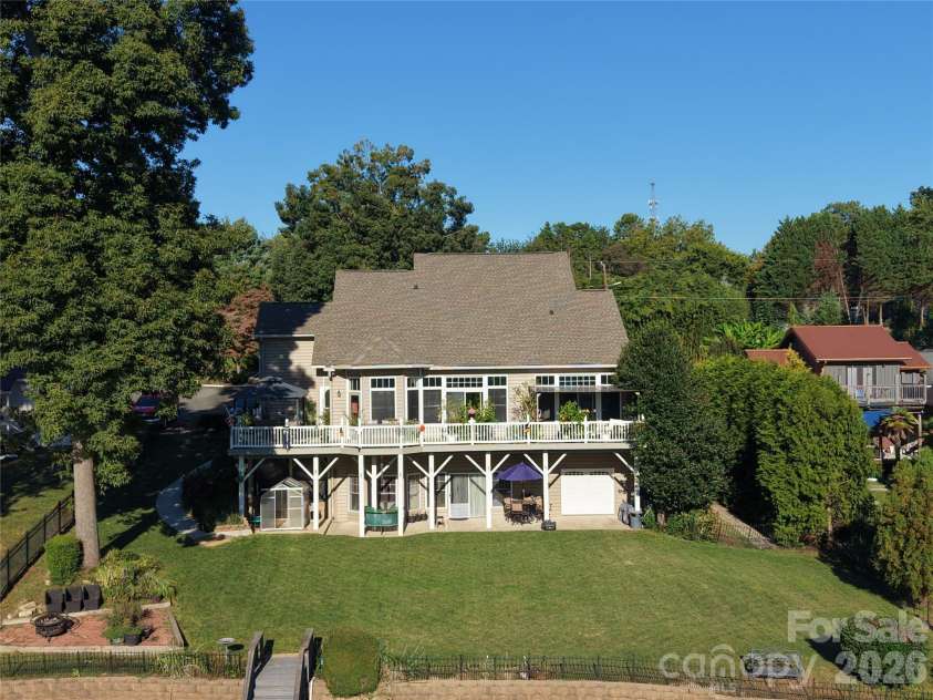 186 Hazelton Loop, Mooresville, NC 28117.  MLS# CAR4354931, YatesRealty ID 16640. 