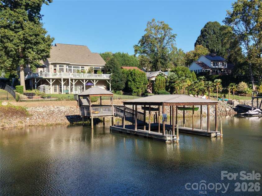 186 Hazelton Loop, Mooresville, NC 28117.  MLS# CAR4354931, YatesRealty ID 16640. 
