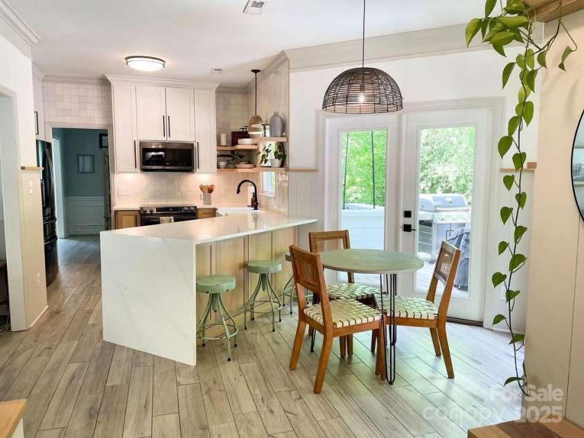 3314 Mara Court, Matthews, NC 28105.  MLS# CAR4262935, YatesRealty ID 16640. 